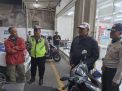 Antisipasi Tindak Kriminalitas di Mini Market Polsek Asemrowo Gelar Patroli Malam