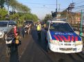 Polsek Asemrowo Berikan Pelayanan Melalui Pengaturan Lalu Lintas Pagi