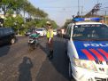 Unit Lantas Polsek Asemrowo Laksanakan Pengaturan Lalu Lintas Pagi Cegah Kemacetan