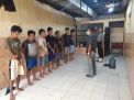 Polsek Krembangan Laksanakan Pengecekan Rutin Ruang Tahanan