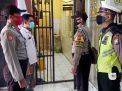 Polsek Asemrowo Pantau Kesehatan Tahanan Melalui Pengecekan Setiap Hari