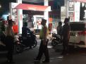 Polsek Pabean Cantikan Lakukan Patroli Malam di SPBU, Ingatkan Untuk Selalu Waspada 3C