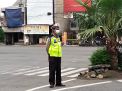 Unit Lantas Polsek Krembangan Berikan Pelayanan Masyarakat Melalui Pengaturan Pagi