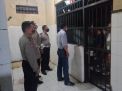 Pantau Kesehatan Tahanan & Cegah Penyelundupan Narkoba, Polsek Kenjeran Rutin Lakukan Pengecekan