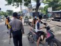 Polsek Kenjeran Lakukan Operasi Penertiban Masker Bersama Personil Gabungan Untuk Tekan Penyebaran Covid-19