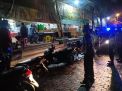 Kanit Reskrim Polres Tanjung Perak Pimpin Patroli Skala Besar & Pemberlakuan Jam Malam di Warung-Warung