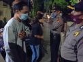 Polsek Asemrowo Gencar Lakukan Operasi Masker di Warung-Warung