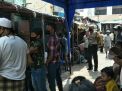 POLSEK PABEAN CANTIKAN KAWAL VAKSINASI DI JL. PANGGUNG KELURAHAN NYAMPLUNGAN