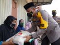 JALIN SILATURAHMI, KAPOLRES TANJUNG PERAK KE TOKOH MASYARAKAT ARAB DAN BAGI SEMBAKO KE WARGA SEKITAR YANG KURANG MAMPU