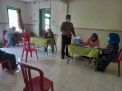 Polsek Pabean Cantikan Berikan Pelayanan Vaksinasi Home Care Untuk Warga Yang Belum Melakukan Vaksinasi