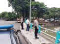 Pantau Debit Air, Personil Polsek Pabean Cantikan Waspada Terjadi Banjir