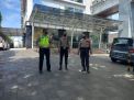 Polsek Pabean Cantikan Lakukan Patroli Rutin di Rumah Sakit Al Irsyad, Waspada Pengambilan Jenazah Covid-19 Secara Paksa