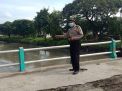 Polsek Pabean Cantikan Cek Ketinggian Air Sungai Kalimas, Antisipasi Adanya Bencana Banjir