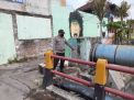 Polsek Krembangan Lakukan Pengecekan Debit Air Sungi Jalan Solotigo, Antisipasi Adanya Potensi Banjir