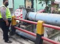 Polsek Krembangan Cek Debit Air Krembangan, Terpantau Dalam Kondisi Normal