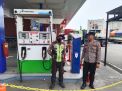 Polsek Asemrowo Lakukan Patroli di SPBU Margomulyo, Antisipasi Peredaran Uang Palsu dan 3C