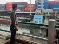 Polsek Asemrowo Cek Ketinggian Debit Air Sungai Secara Berkala, Antisipasi Adanya Kenaikan