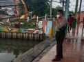 Polsek Asemrowo Laksanakan Patroli Pintu Air Balong, Antisipasi Adanya Kenaikan dan Potensi Banjir