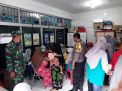 Bhabinkamtibmas Kelurahan Krembangan Utara Lakukan Pemantauan Vaksinasi, Pastikan Berjalan Lancar