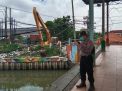 Polsek Asemrowo Laksanakan Patroli Pintu Air Balong, Antisipasi Adanya Potensi Banjir
