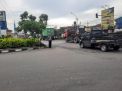 Polsek Krembangan Lakukan Pengaturan Lalu Lintas Sore Antisipasi Kemacetan di Pertigaan Mbah Ratu