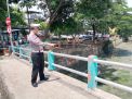 Polsek Pabean Cantikan Cek Ketinggian Debit Sungai Kalimas, Waspada Potensi Banjir