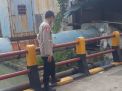 Pengecekan Debit Air Sungai Rutin Dilaksanakan Polsek Krembangan, Antisipasi Potensi Banjir