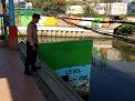 Polsek Asemrowo Cek Ketinggian Debit Pompa Air Balong, Waspada Potensi Banjir