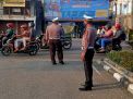 Polsek Krembangan Laksanakan Pengaturan Lalu Lintas Sore Antisipasi Kemacetan