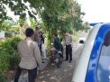 Personil Polsek Kenjeran Himbau Muda-Mudi di JLLT untuk Selalu Hati-Hati dalam Berkendaraan