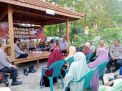 Polsek Krembangan Gelar Jumat Curhat Bersama Warga, Eratkan Tali Silaturahmi