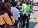 Melalui Operasi Patuh Semeru 2023, Polsek Semampir Berikan Edukasi Mengenai Lalu Lintas