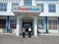 Polsek Asemrowo Laksanakan Patroli Pemantauan Objek Vital Bank Panin Tambak Langon, Sampaikan Himbauan Harkamtibmas Kepada Petugas Keamanan