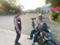 Personil Polres Pelabuhan Tanjung Perak Antisipasi Potensi Kerawanan Melalui Patroli Dialogis di Titik Rawan