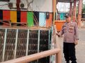 Polsek Krembangan Cek Debit Air Sungai, Waspada Potensi Banjir