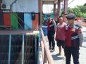 Polsek Krembangan Cek Ketinggian Debit Air Sungai Tanjung Sadari, Waspada Adanya Potensi Banjir