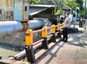 Polsek Krembangan Antisipasi Adanya Potensi Banjir Melalui Patroli di Sungai dan Pompa Air