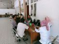 Bhabinkamtibmas Genting Kalianak Bersama Satpol PP Koordinasi Kamtibmas di Kantor Kelurahan