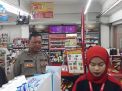 Polsek Krembangan Sambang Harkamtibmas di Alfamidi, Sampaikan Pesan Keamanan