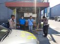 Polsek Kenjeran Melaksanakan Himbauan Dengan Petugas Keamanan Gudang, Sampaikan Pesan Harkamtibmas