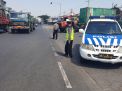 Patroli Polsek Krembangan di Jalan Kalianak: Arus Lalu Lintas Lancar, Situasi Aman