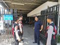 Polres Pelabuhan Tanjung Perak Laksanakan Patroli Kota Presisi di Jalan Johor dengan Pesan Harkamtibmas