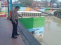 Polsek Asemrowo Waspada Potensi Banjir Melalui Pengecekan Debit Pompa Air Balong
