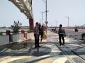 Polsek Kenjeran Antisipasi Rawan Kriminalitas dan 3C Melalui Patroli di Jembatan Surabaya