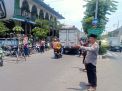Polsek Semampir Mendukung Kebaikan, Laksanakan Pengamanan Sholat Jumat di Masjid Radotul Sholiqin