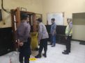 Polsek Pabean Cantikan Laksanakan Patroli Pemantauan Ruang Tahanan, Pastikan Tidak Ada Barang Terlarang