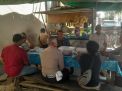 Polsek Kenjeran Gelar Kegiatan Jumat Curhat di Jalan Raya Kedinding, Pererat Kedekatan dengan Warga dan Tingkatkan Kesadaran Keamanan
