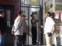 Polsek Asemrowo Gelar Pengecekan Rutin Ruang Tahanan, Tidak Ditemukan Barang Terlarang dan Kesehatan Tahanan Terpantau Baik
