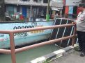 Polsek Krembangan Cek Debit Air Sungai, Terpantau Tidak Ada Kenaikan