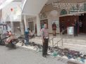 Polsek Krembangan Gelar PAM Sholat Jumat di Masjid Al Ikhlas, Jalan Tanjung Sadari, Situasi Aman dan Terkendali